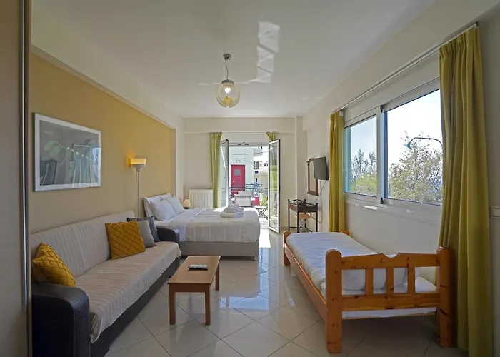 Semiramis Suites With Pool